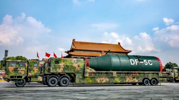盈丰配资 “覆盖全球”不是“全球打击”！国防教育专家回应外媒议论东风-5C